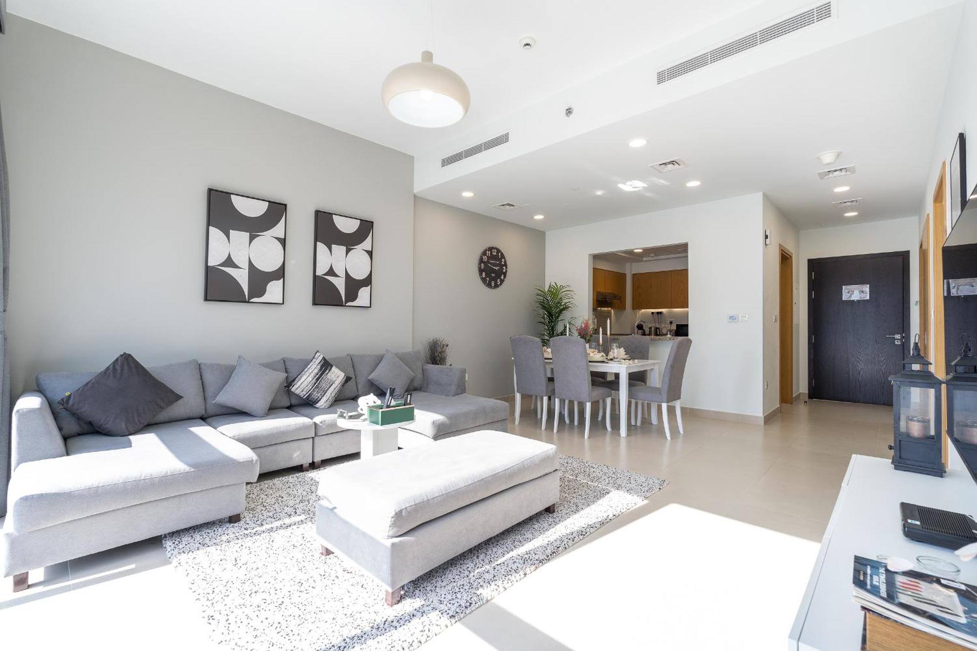 Vogue Downtown - Bellevue Towers Apartment Dubai Room photo